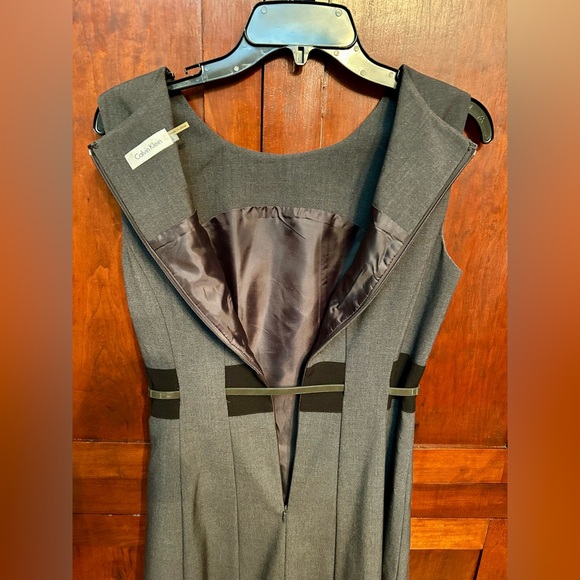 Calvin Klein Elegant Grey, Black and White Sleeveless Sophisticated Dress - Picture 7 of 14